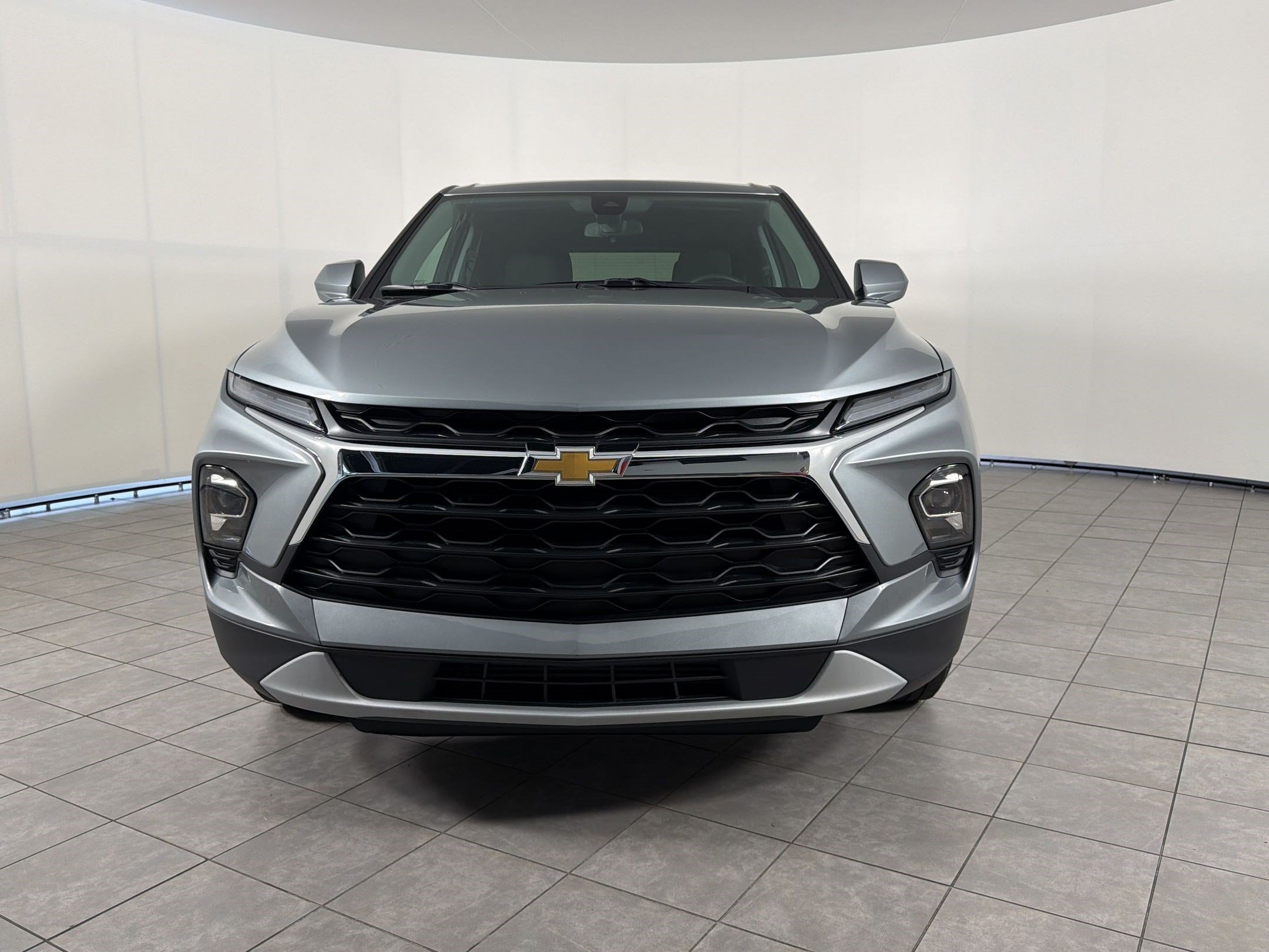 Used 2025 Chevrolet Blazer LT AWD/4WD image 6