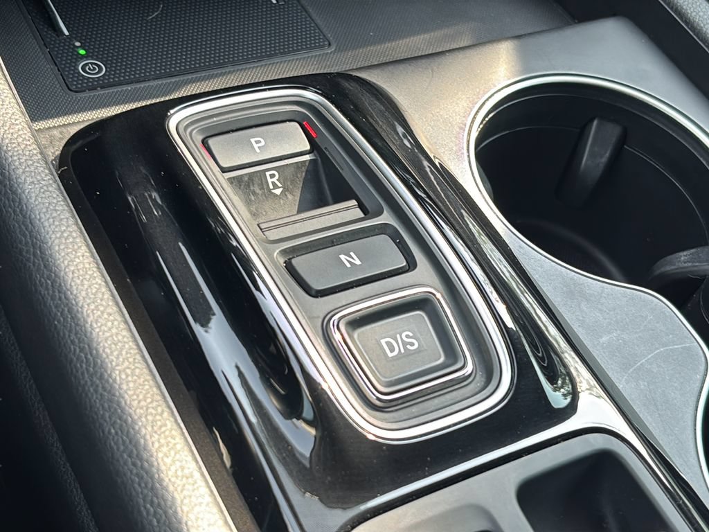 Used 2025 Honda Pilot EX-L image 30