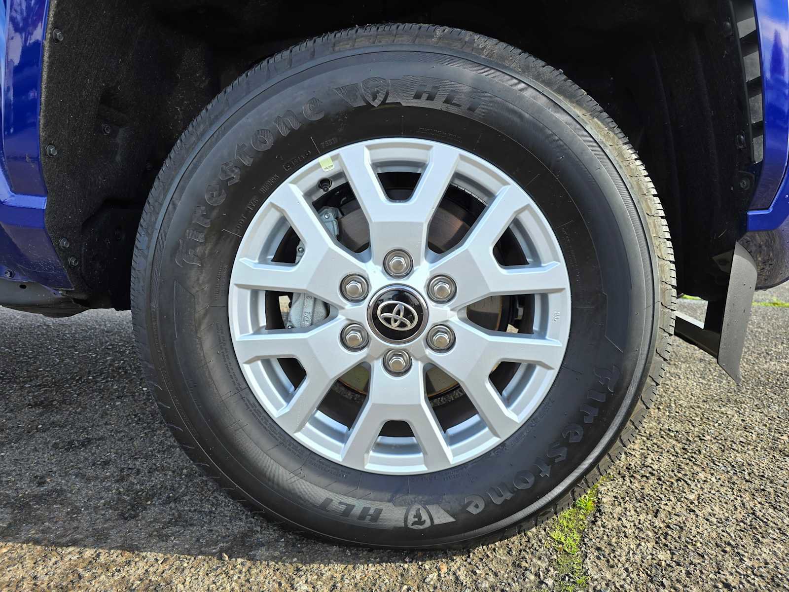 Certified 2025 Toyota Tacoma SR5 image 9