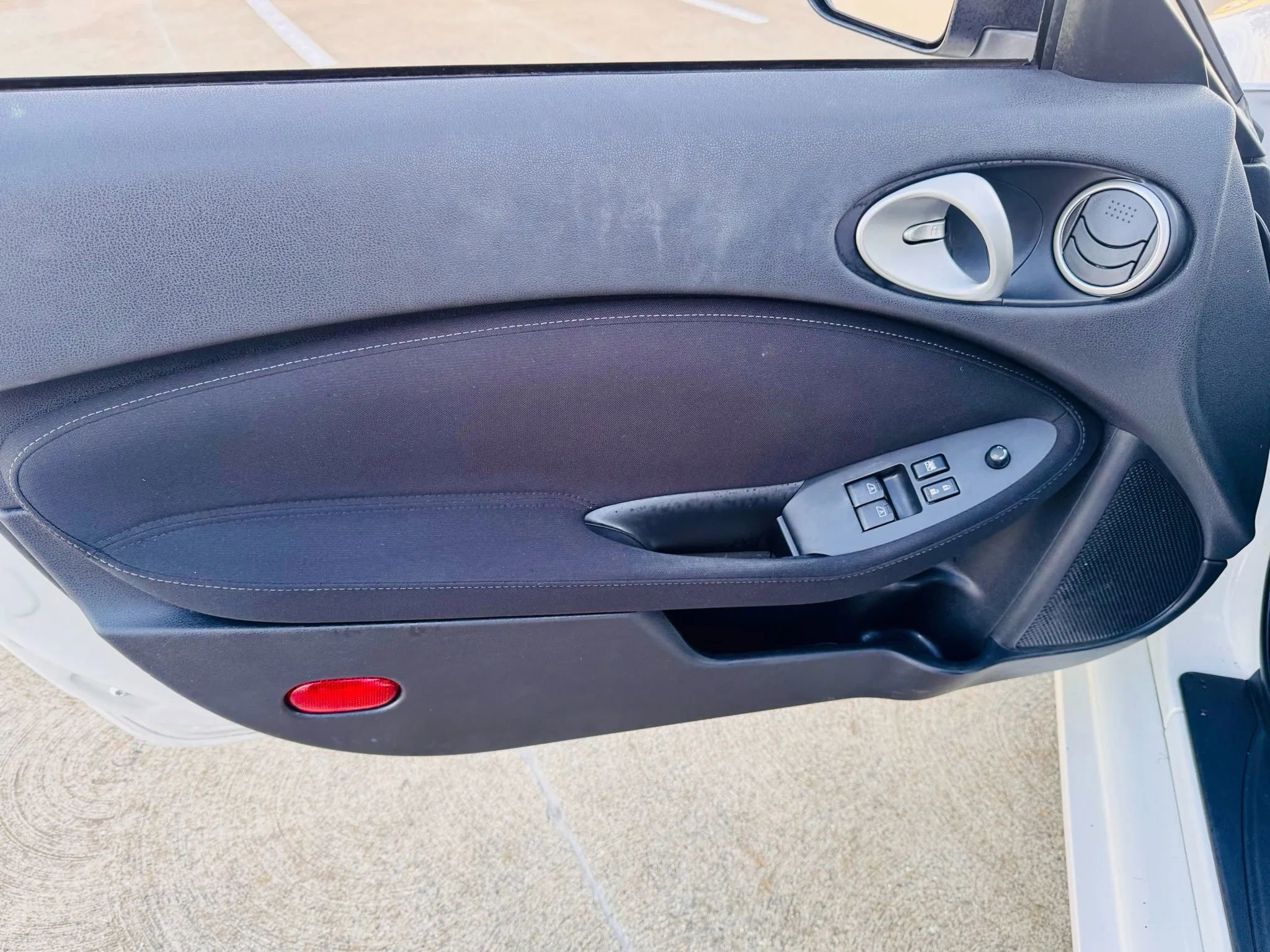 Used 2017 Nissan 370Z Touring image 20