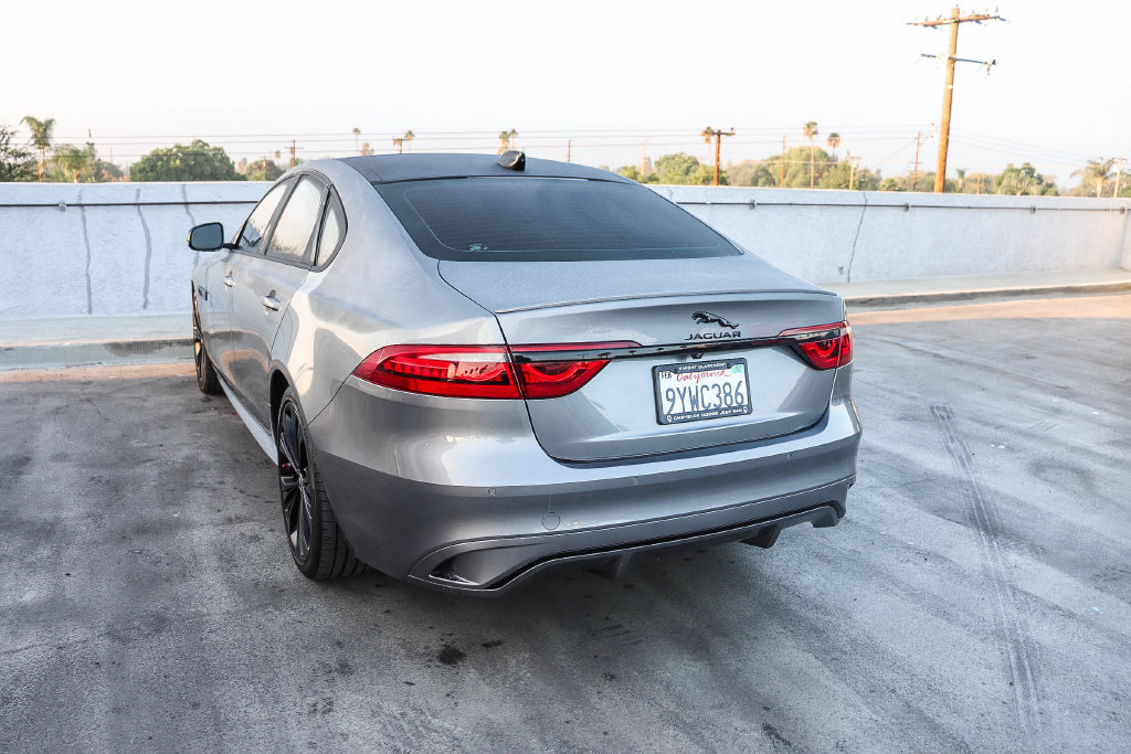 Used 2024 Jaguar XF R-Dynamic SE AWD/4WD image 7
