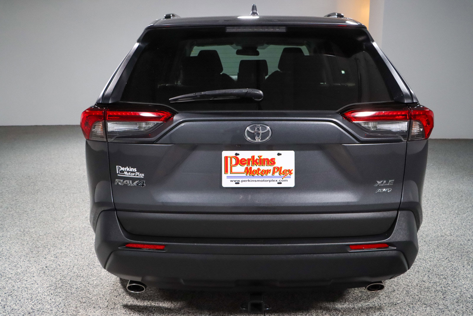 Used 2021 Toyota RAV4 XLE w/ Convenience Package AWD/4WD image 8