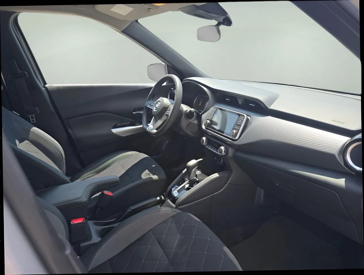 Used 2020 Nissan Kicks SV image 25