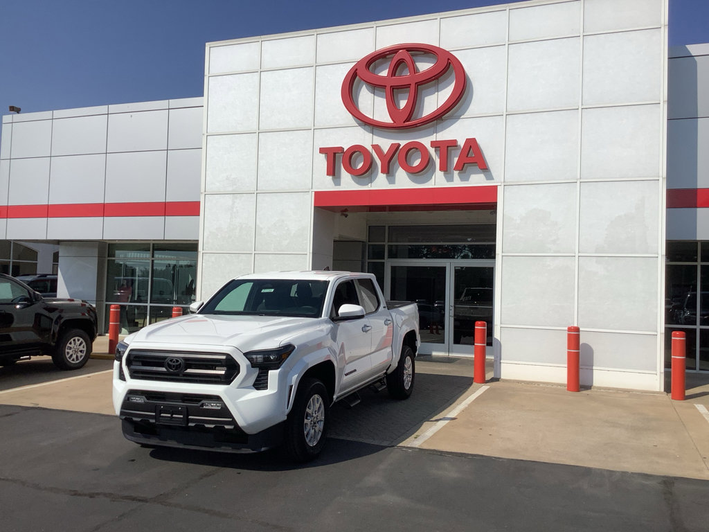 New 2025 Toyota Tacoma SR5 image 3