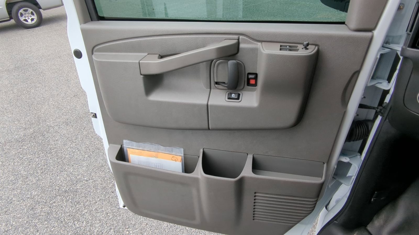 New 2025 GMC Savana 3500 w/ Power Convenience Package image 16