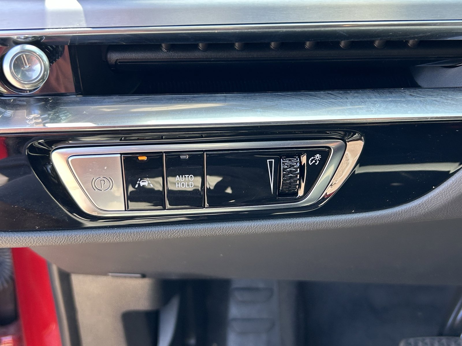 Used 2024 Cadillac Lyriq Sport RWD image 15