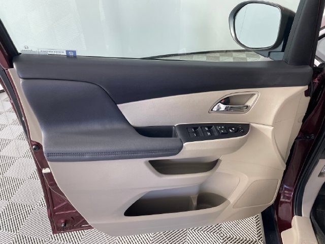 Used 2017 Honda Odyssey EX-L image 15