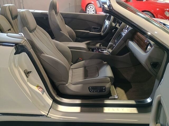 Used 2013 Bentley Continental GT w/ Color Specification Pkg AWD/4WD image 26