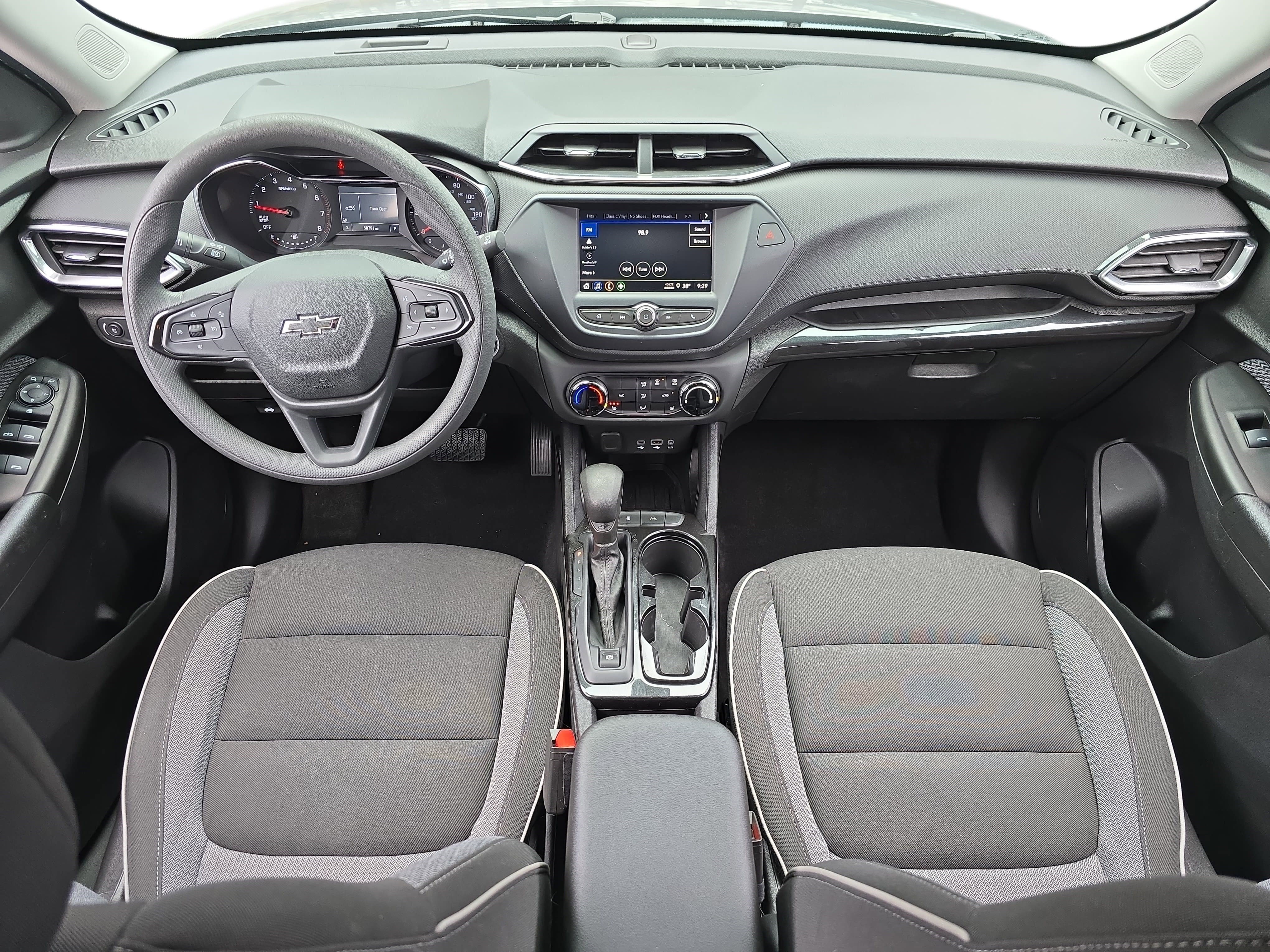 Used 2023 Chevrolet TrailBlazer LT image 9