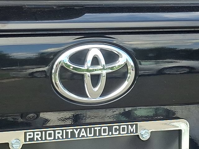 Used 2025 Toyota RAV4 LE AWD/4WD image 28