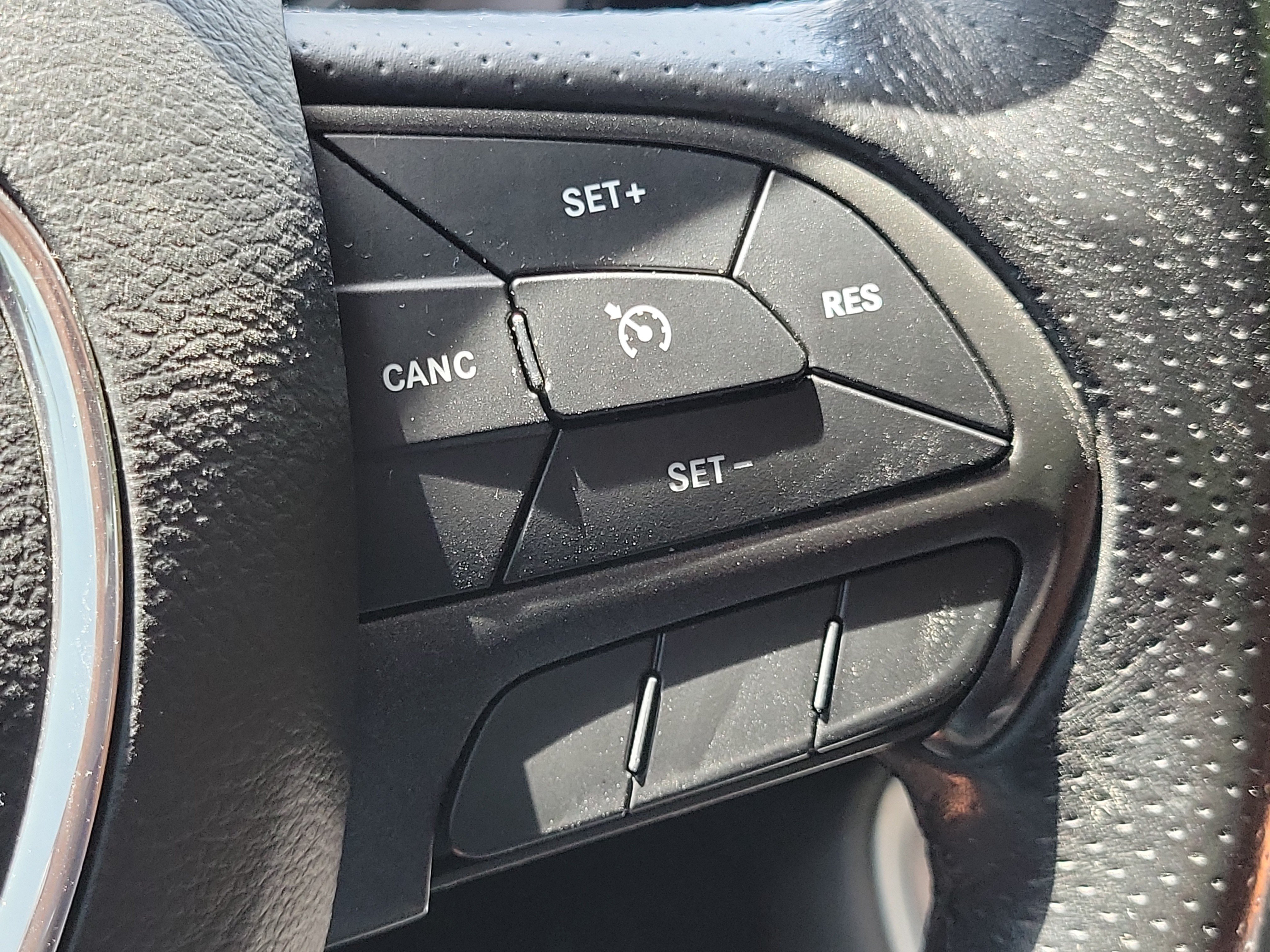 Used 2019 Dodge Challenger R/T Scat Pack RWD image 25