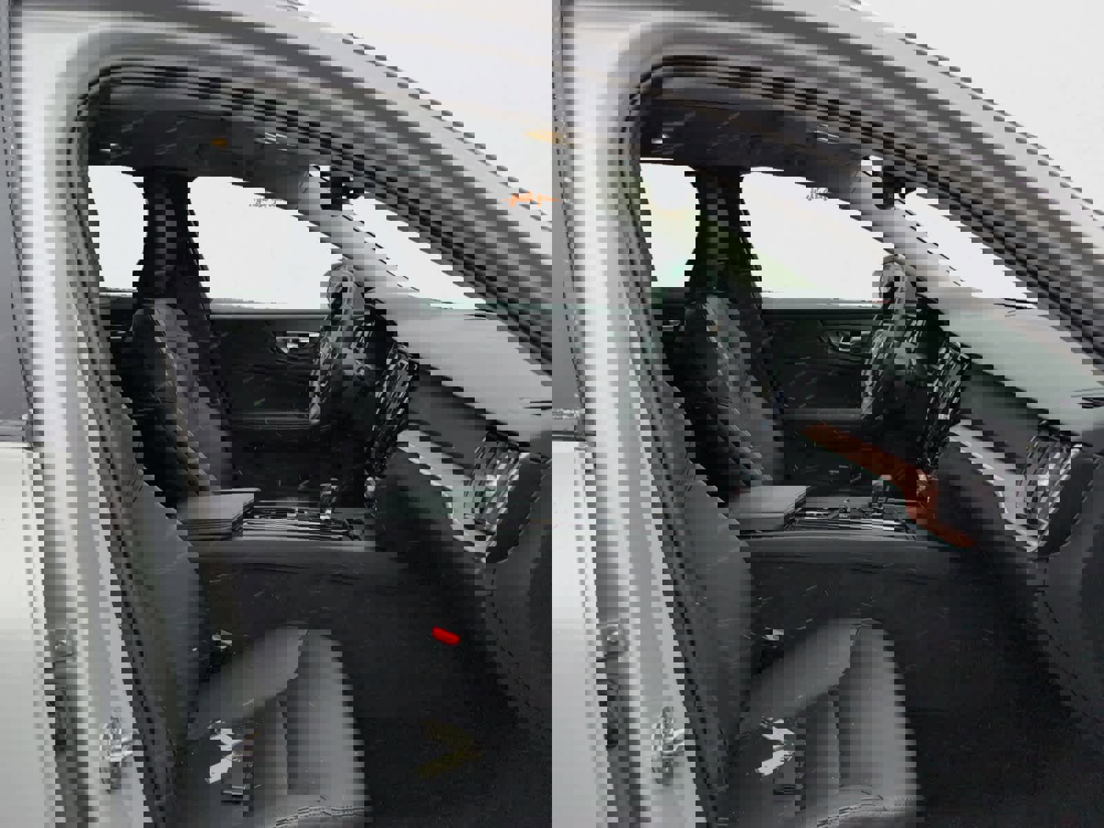 Used 2025 Volvo V60 B5 Cross Country Plus image 18