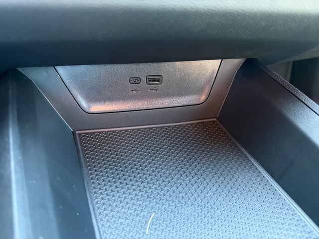 New 2027 Chevrolet Equinox RS w/ Convenience Package III FWD image 27