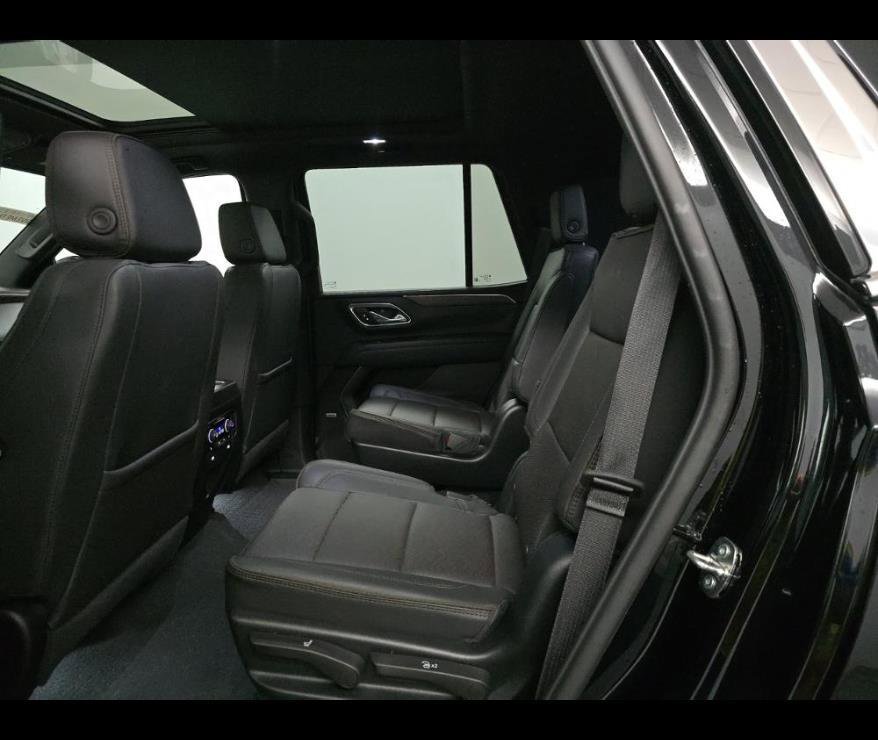 Used 2023 Chevrolet Tahoe High Country image 7