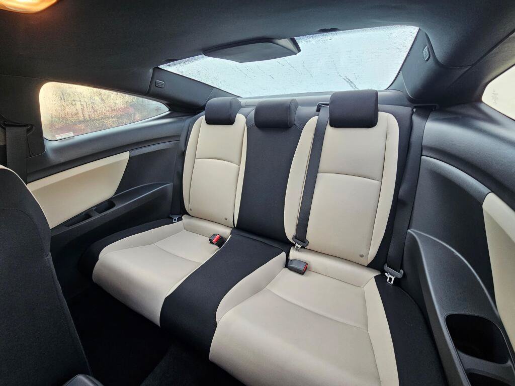 Used 2016 Honda Civic EX-T image 17
