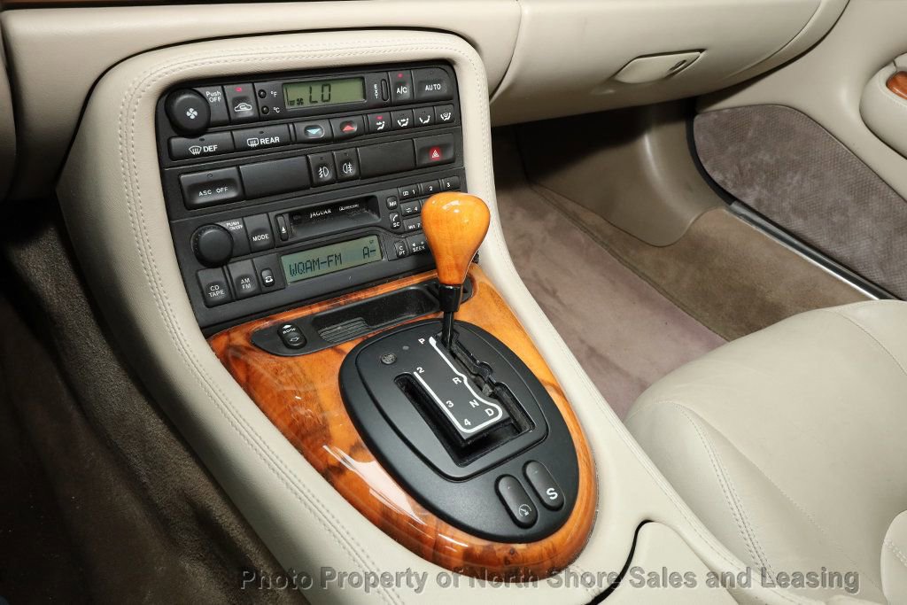 Used 1998 Jaguar XK8 Convertible RWD image 34