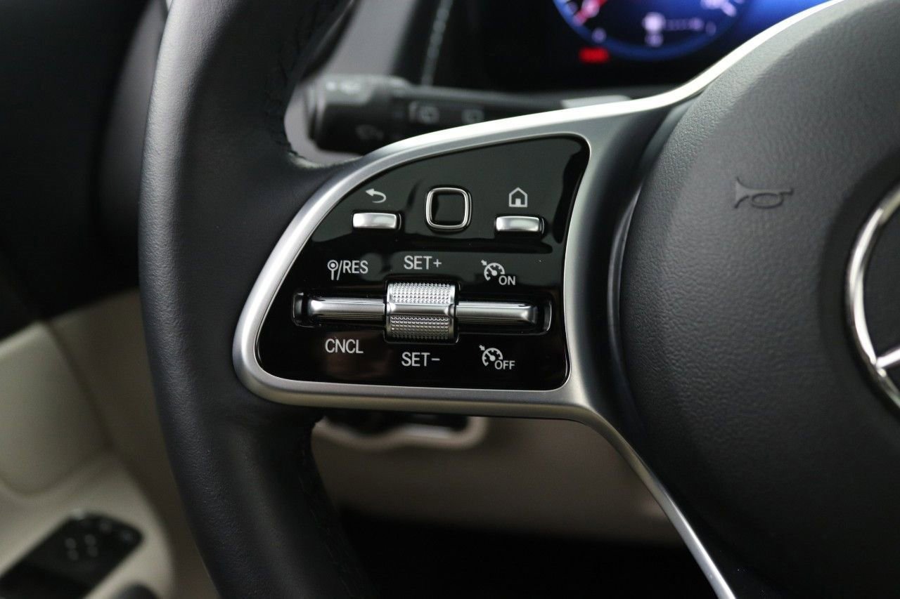 Certified 2022 Mercedes-Benz GLB 250 image 13