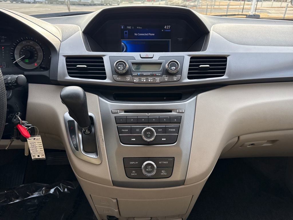 Used 2014 Honda Odyssey LX image 17