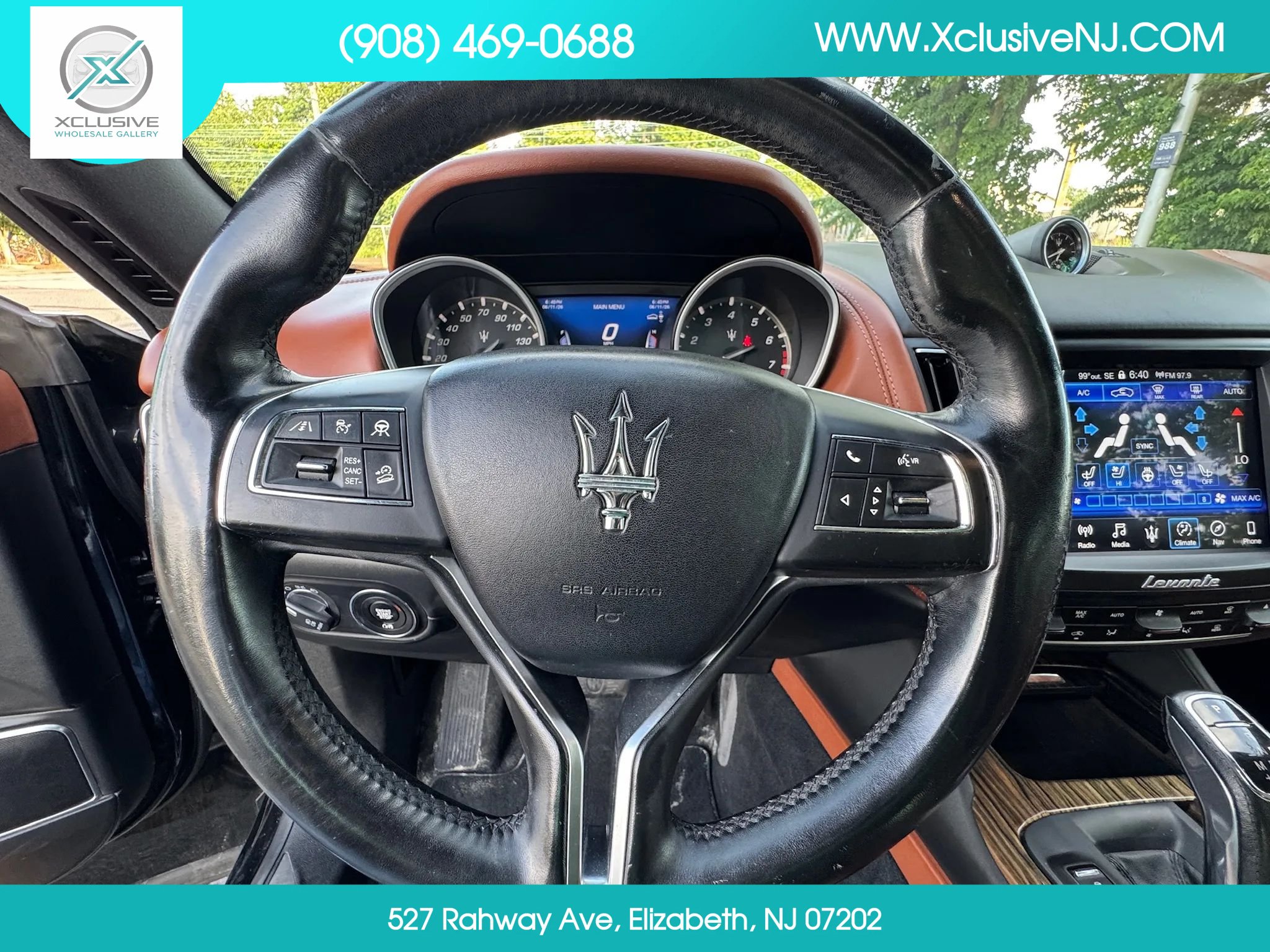Used 2019 Maserati Levante GranLusso AWD/4WD image 11