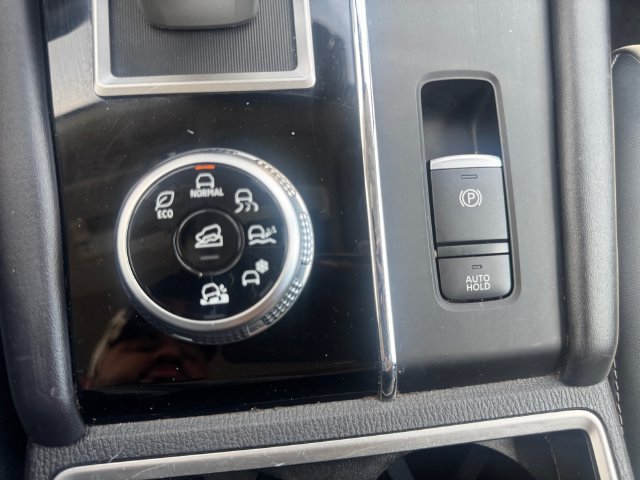 Used 2024 Mitsubishi Outlander SE AWD/4WD image 20