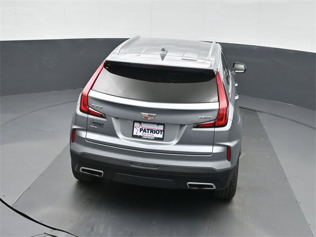Used 2024 Cadillac XT4 Premium Luxury image 32
