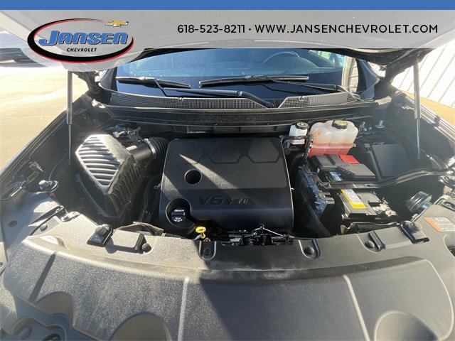 Used 2022 Chevrolet Traverse LT w/ Midnight/Sport Edition image 29