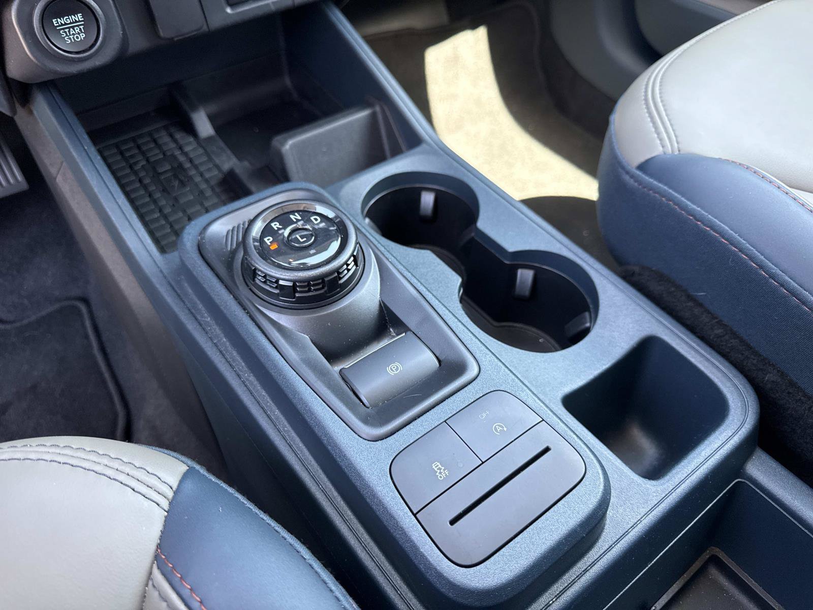 Used 2025 Ford Maverick Lariat AWD/4WD image 29