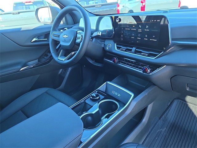 New 2026 Chevrolet Equinox LT w/ Convenience Package II image 16