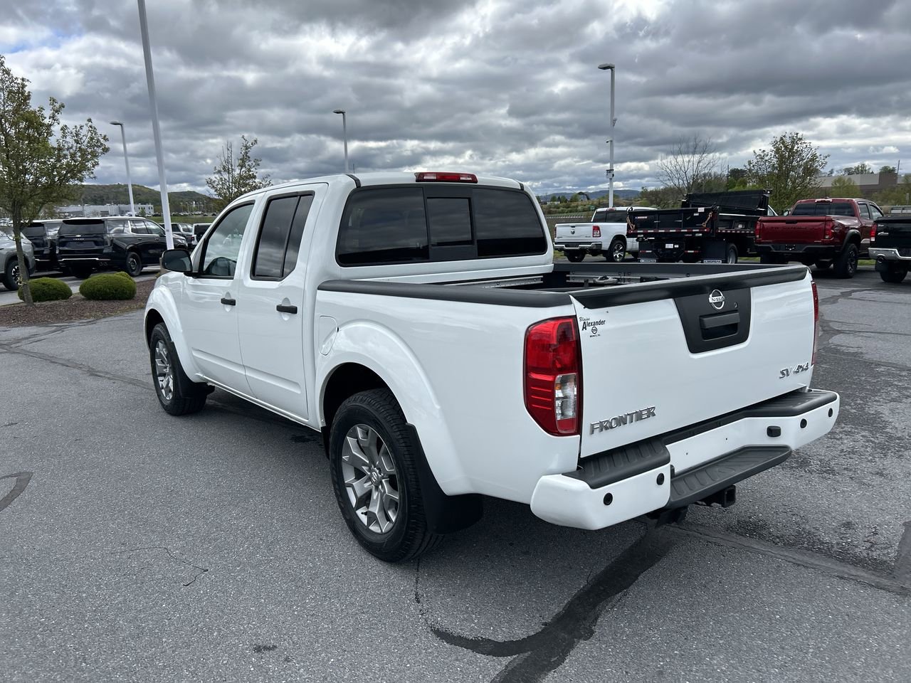 Used 2020 Nissan Frontier SV AWD/4WD image 5