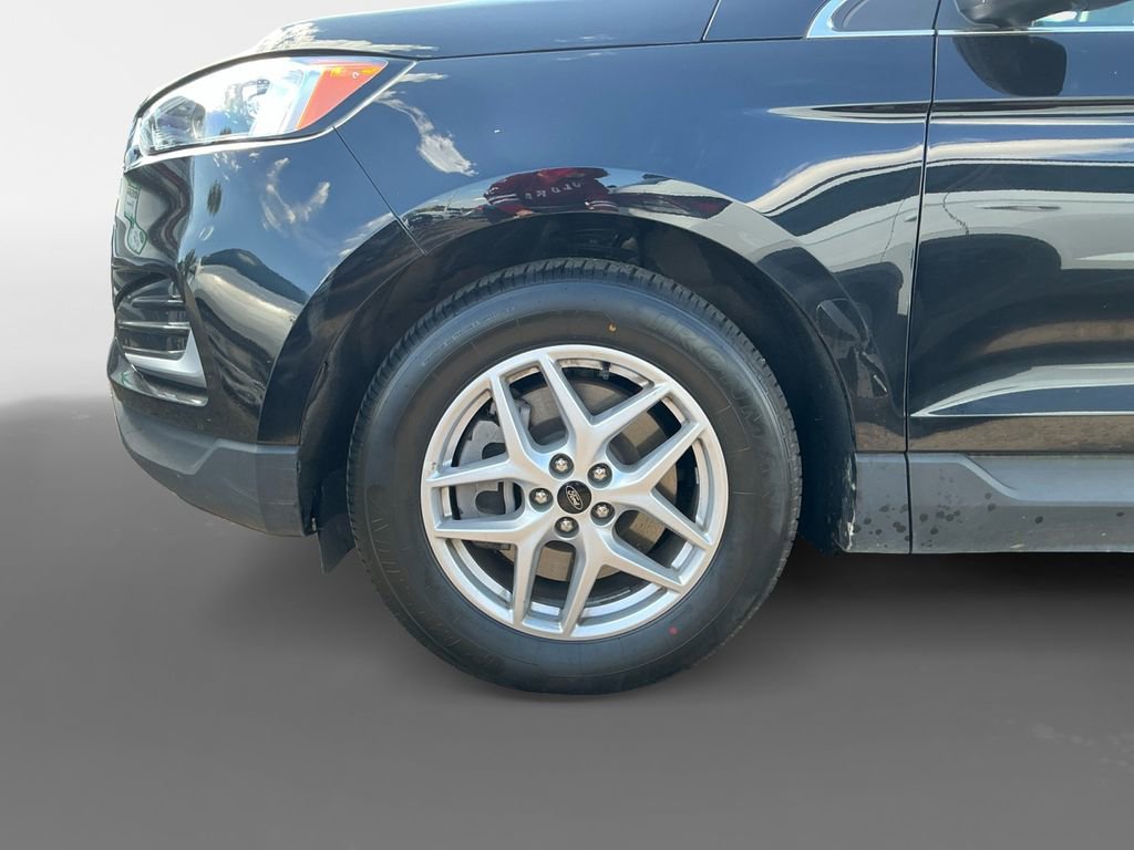 Used 2024 Ford Edge SEL image 14