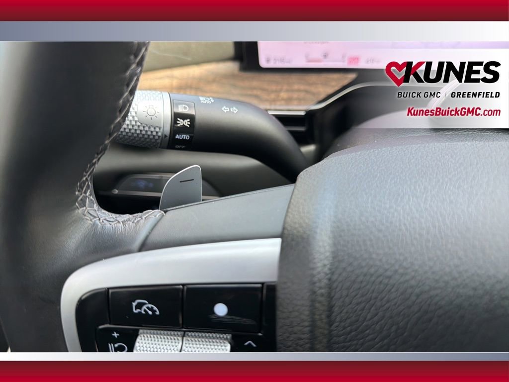 Used 2025 Genesis GV80 2.5T Prestige image 23