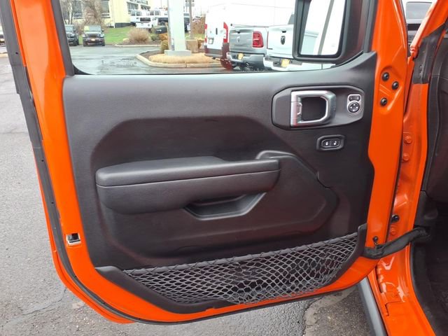 Used 2023 Jeep Wrangler Unlimited w/ Cold Weather Group image 18