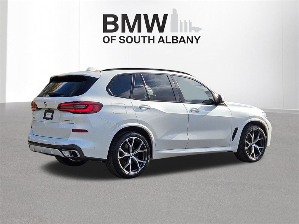 Used 2023 BMW X5 xDrive40i w/ M Sport Package image 4