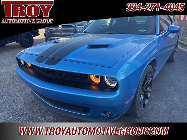 Used 2016 Dodge Challenger SXT Plus image 5