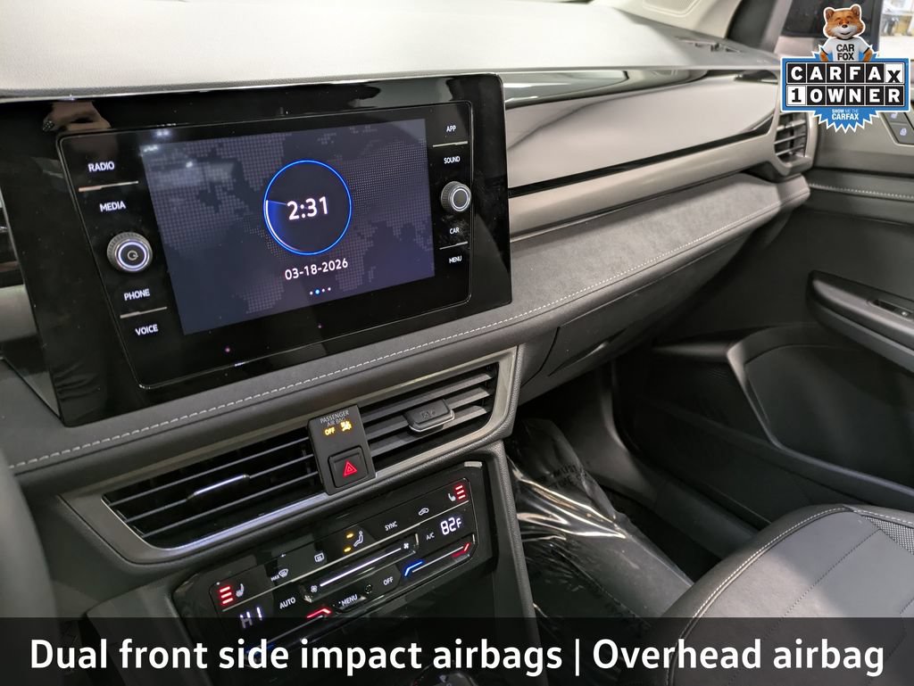 Used 2025 Volkswagen Taos SE AWD/4WD image 15