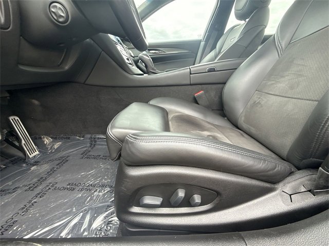 Used 2019 Cadillac CTS V w/ Luxury Package image 12