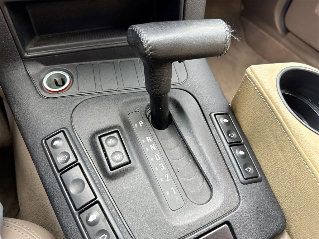 Used 1993 BMW 325i Sedan image 15