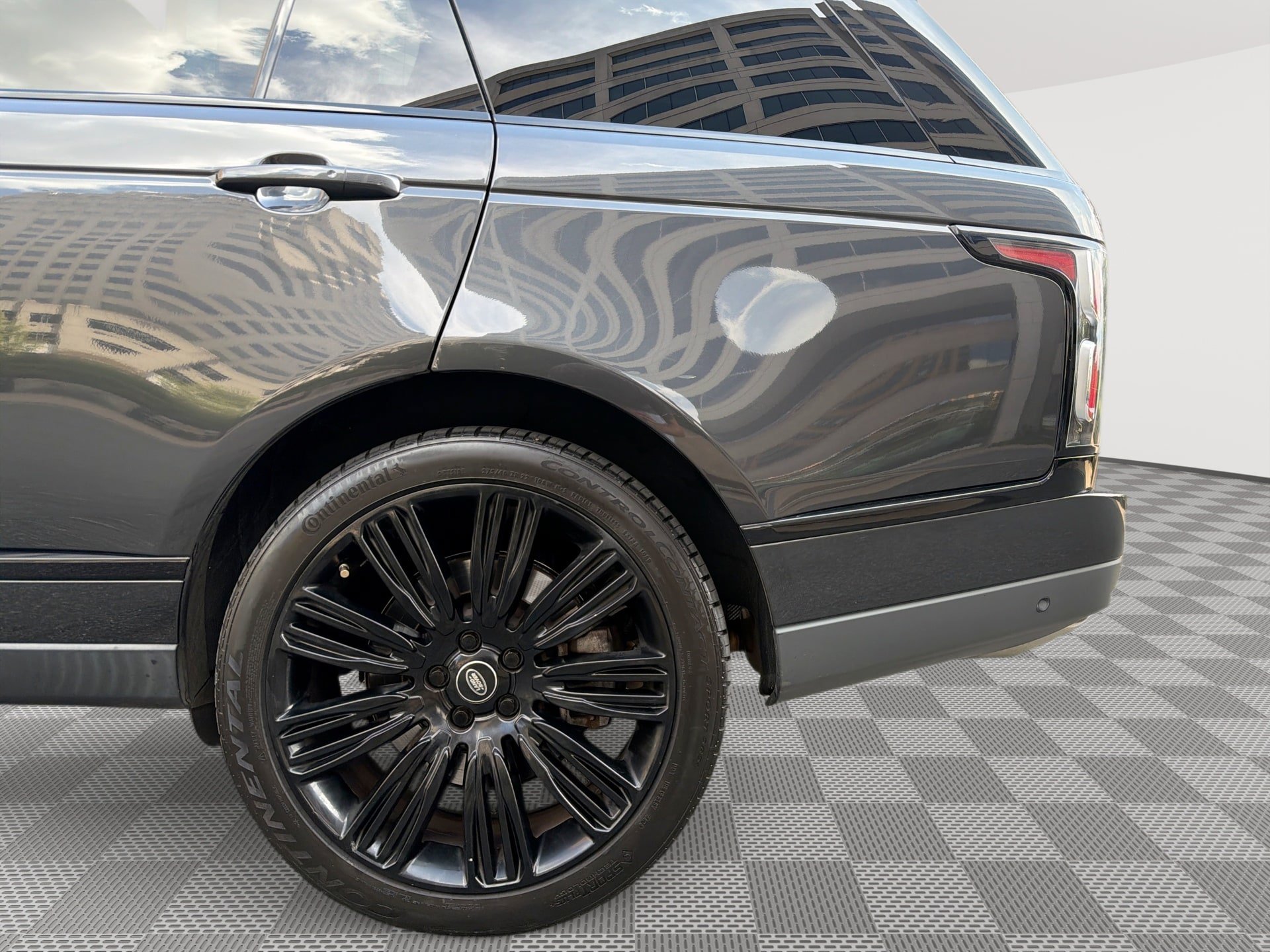 Used 2020 Land Rover Range Rover HSE AWD/4WD image 29