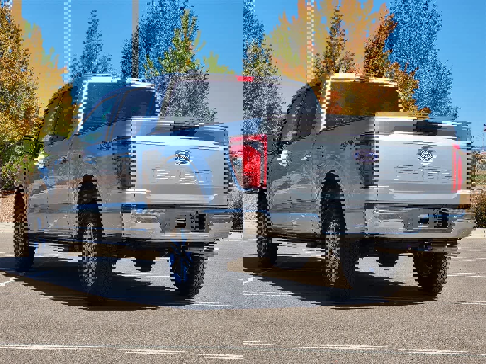 Used 2025 Ford F150 XLT w/ Equipment Group 301A Standard image 7