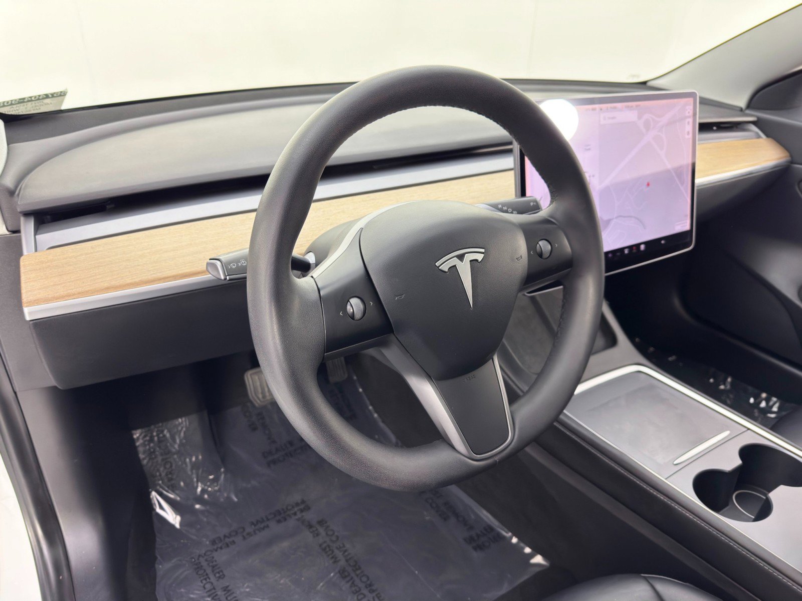 Used 2021 Tesla Model 3 Standard Range Plus image 14