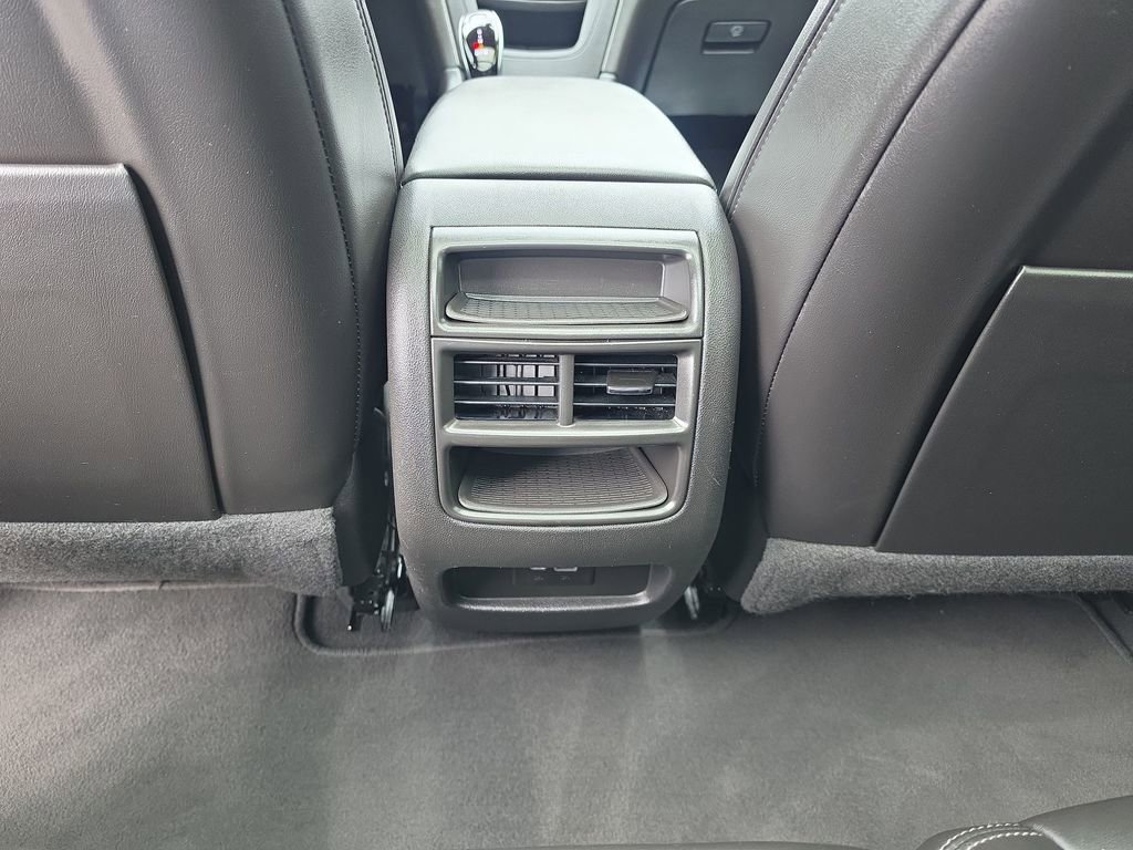 Used 2022 Cadillac XT5 Premium Luxury AWD/4WD image 24