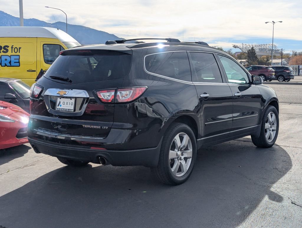 Used 2016 Chevrolet Traverse LTZ image 4