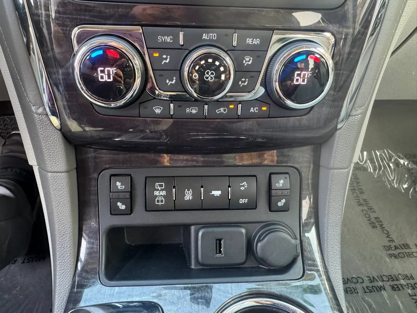 Used 2015 Buick Enclave Leather w/ Trailering Package FWD image 23