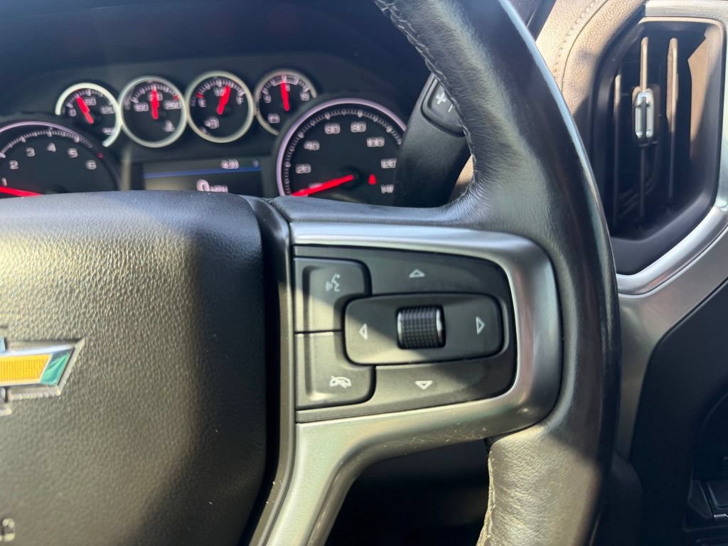 Used 2020 Chevrolet Silverado 1500 LT w/ Texas Edition AWD/4WD image 32