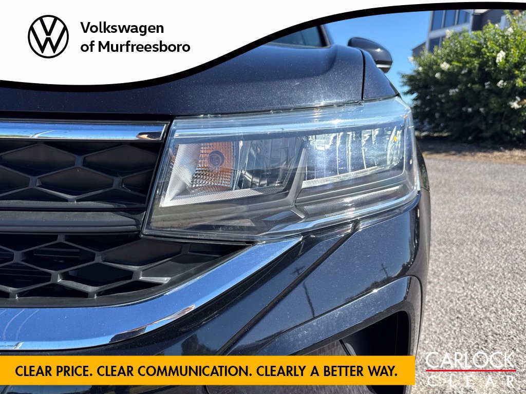 Certified 2023 Volkswagen Taos SE w/ Panoramic Sunroof Package FWD image 11