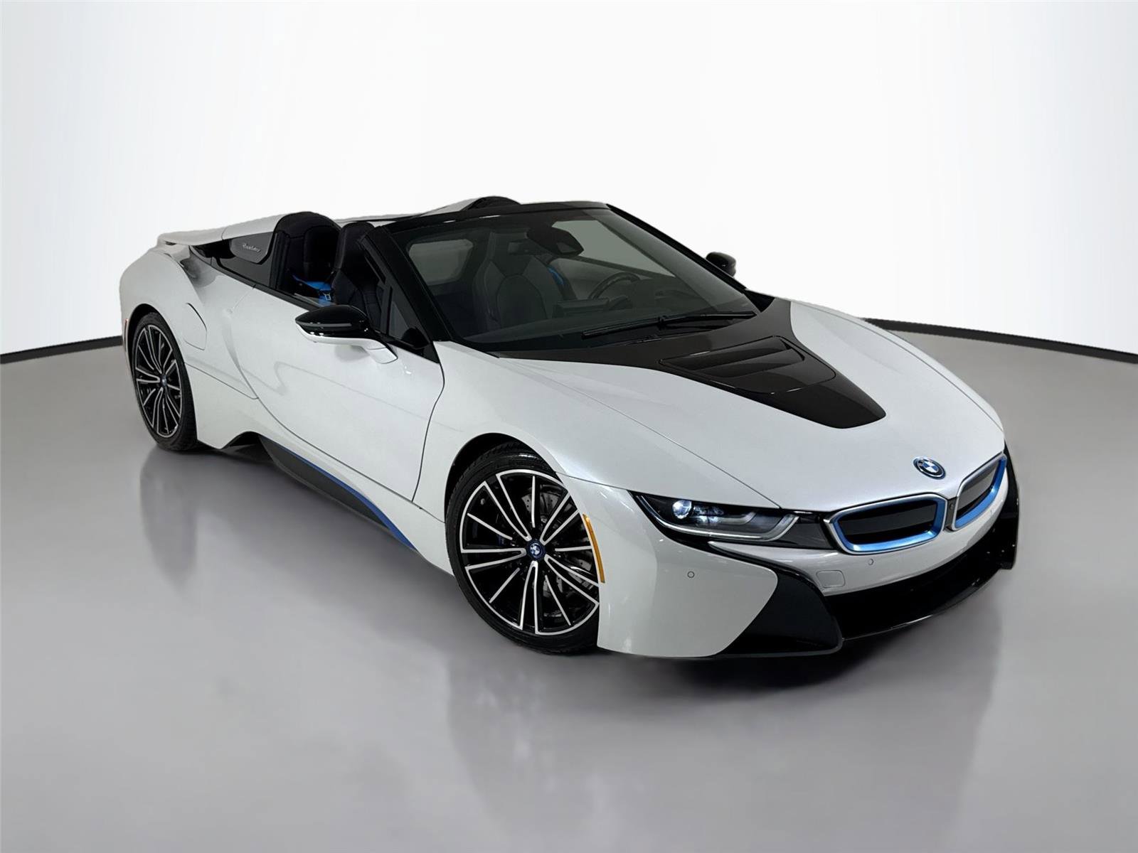 Used 2019 BMW i8 Roadster AWD/4WD image 40