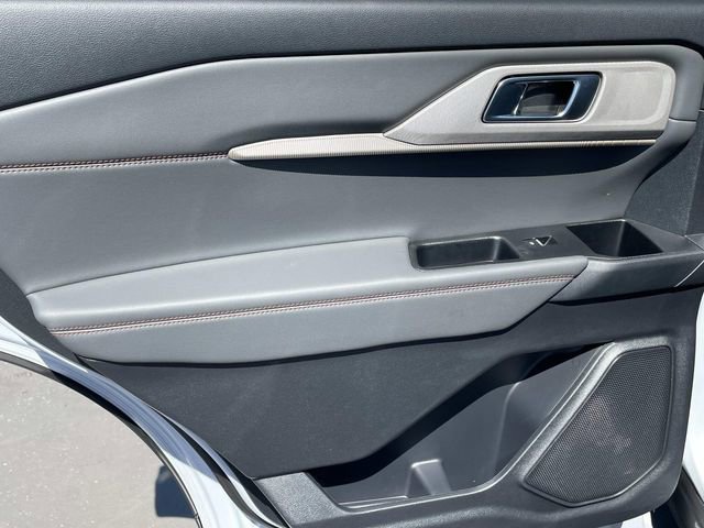 Certified 2025 Ford Explorer Active w/ Active Comfort Package image 28
