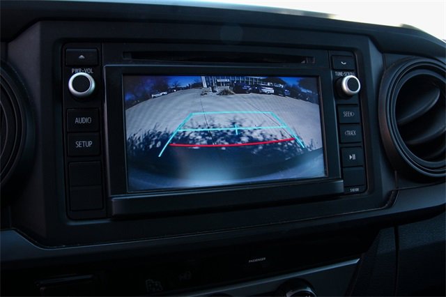 Used 2017 Toyota Tacoma SR image 19
