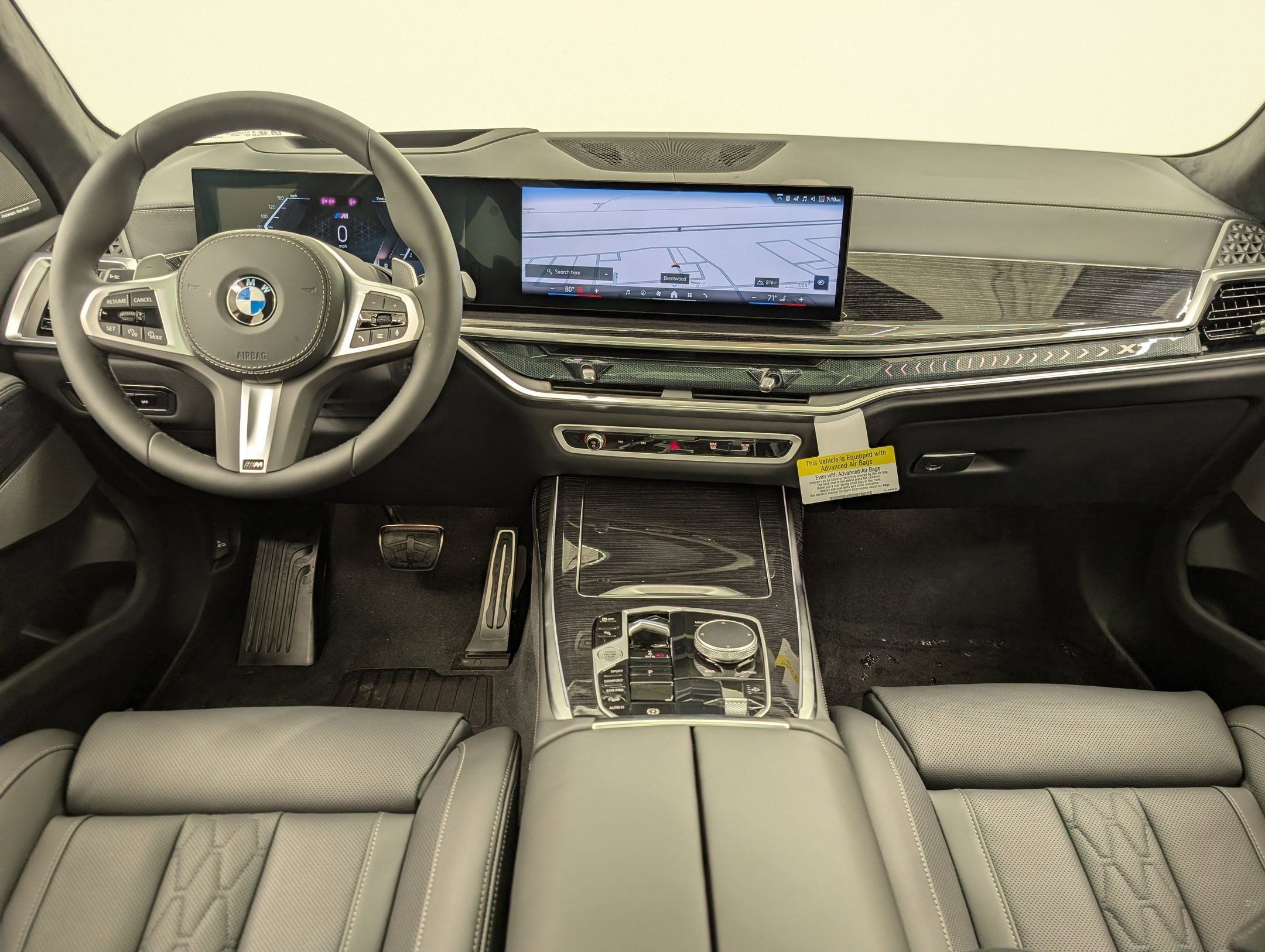 New 2026 BMW X7 xDrive40i w/ M Sport Package image 17