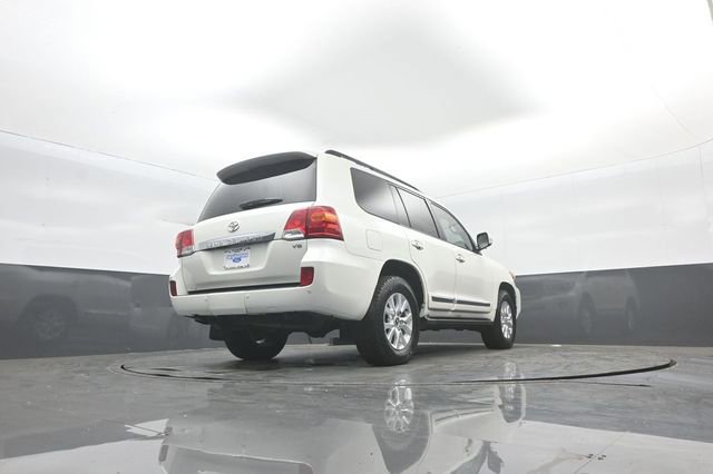 Used 2013 Toyota Land Cruiser image 34